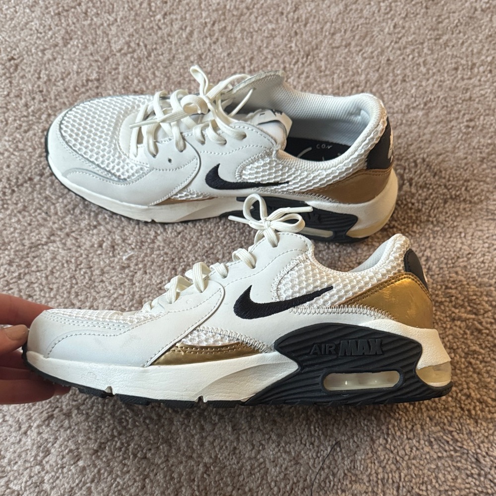 Nike Women’s White and Gold Air Max Sneakers